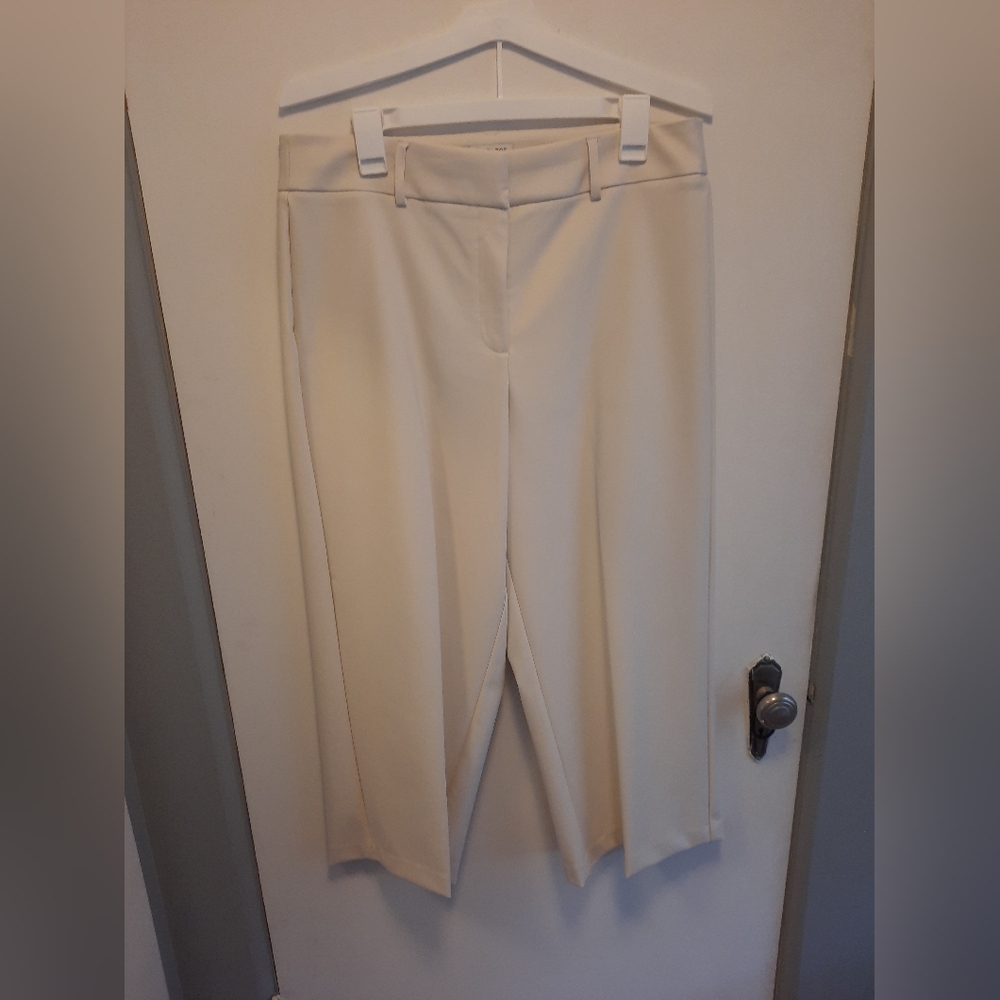 Womens Cropped Pants